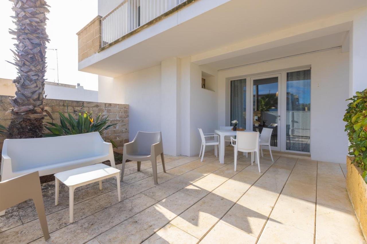 Aparthotel Residence Ludovica - Piscina Panoramica Vista Mare Санта-Мария-аль-Баньо Экстерьер фото