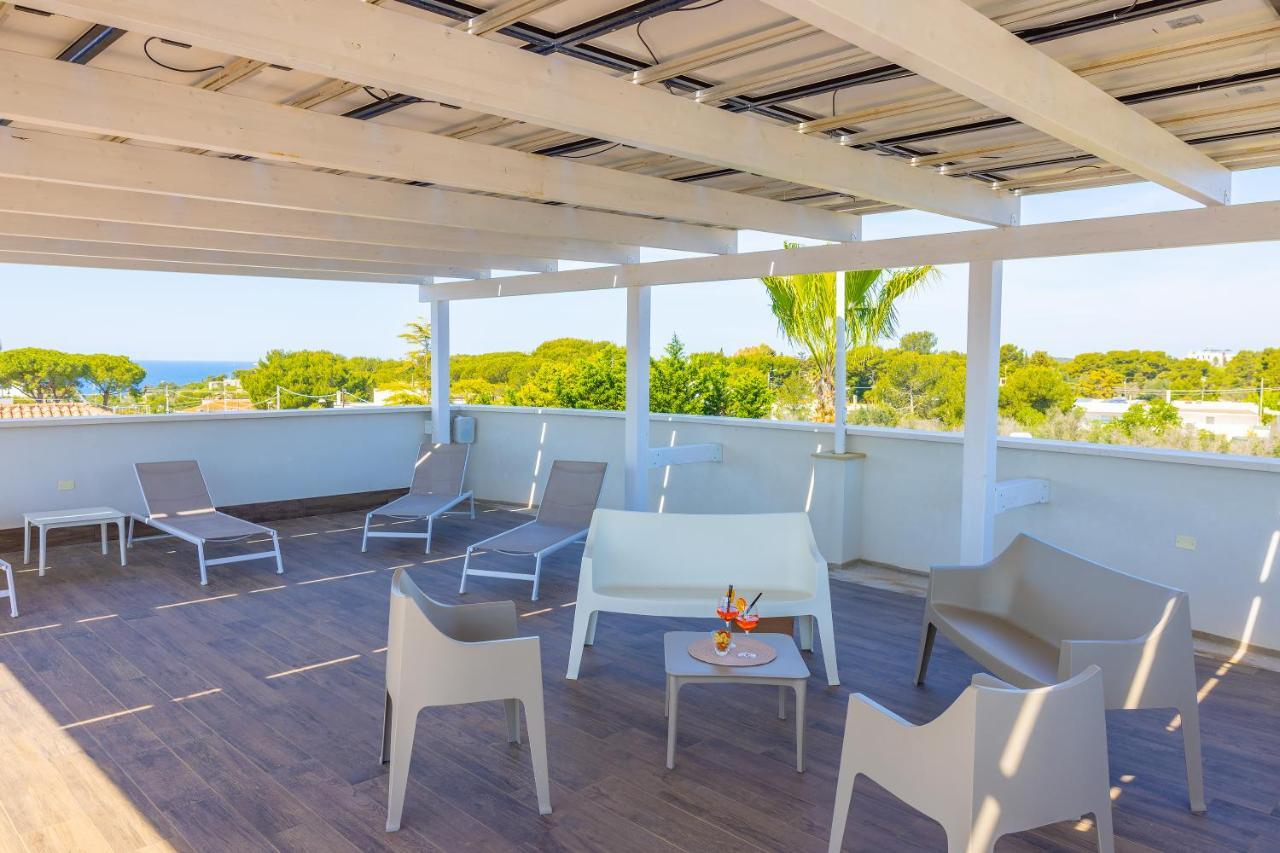 Aparthotel Residence Ludovica - Piscina Panoramica Vista Mare Санта-Мария-аль-Баньо Экстерьер фото