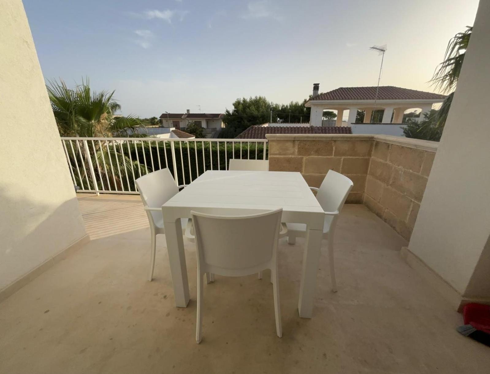 Aparthotel Residence Ludovica - Piscina Panoramica Vista Mare Санта-Мария-аль-Баньо Экстерьер фото