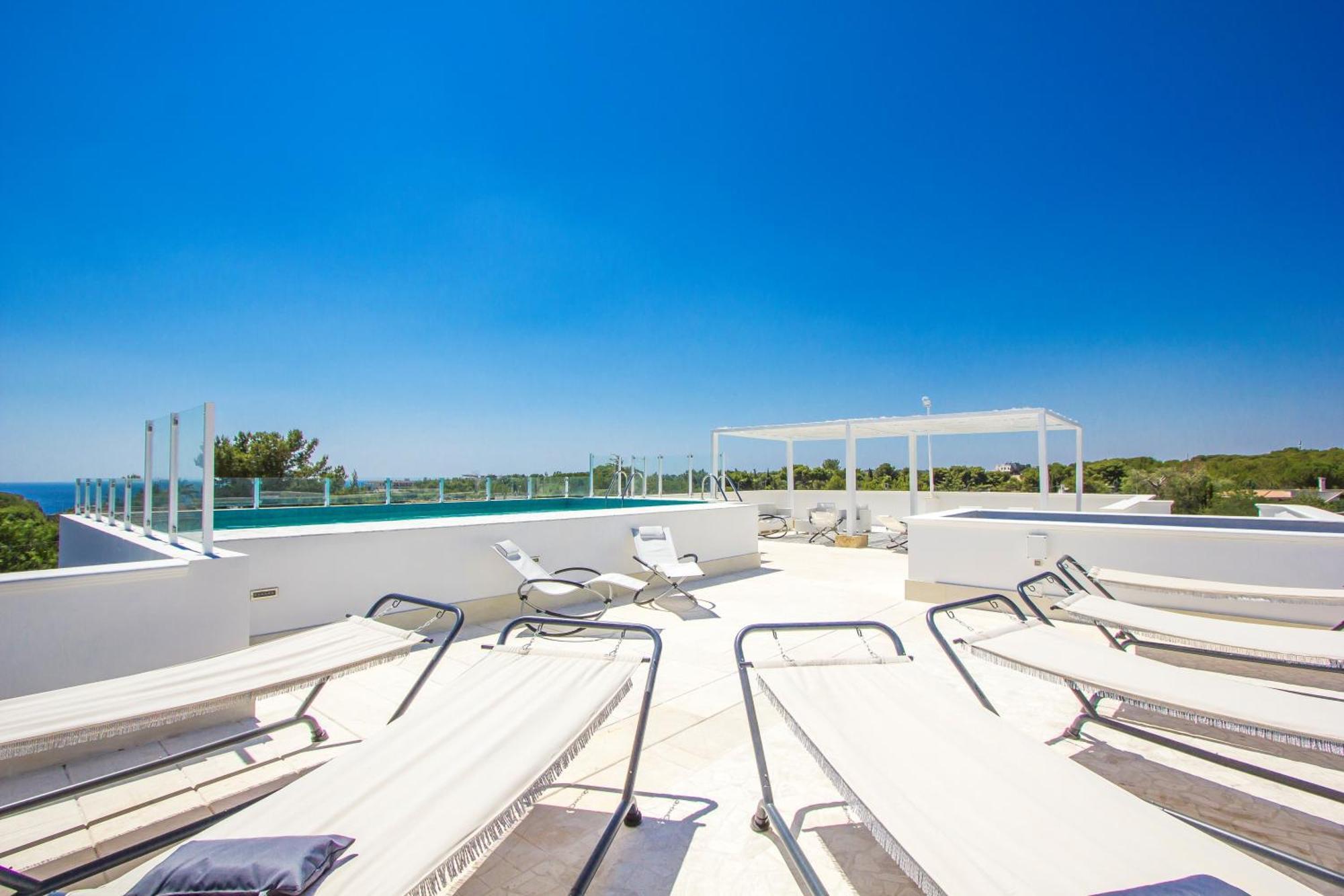 Aparthotel Residence Ludovica - Piscina Panoramica Vista Mare Санта-Мария-аль-Баньо Экстерьер фото